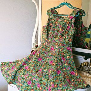 Heart of Haute Amanda Dress in Bright Graphic Floral